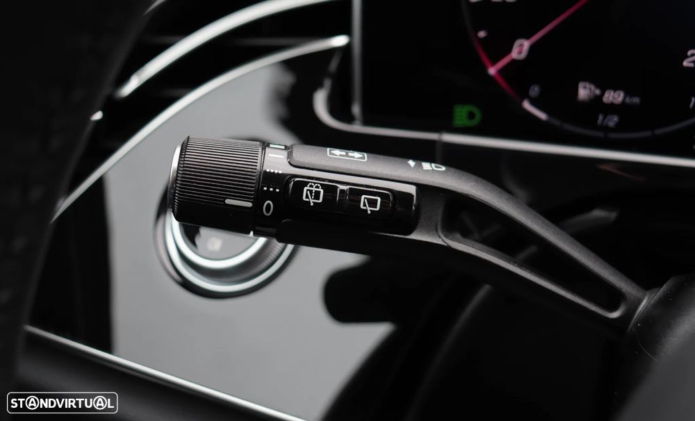 Mercedes-Benz E 300 de - 32