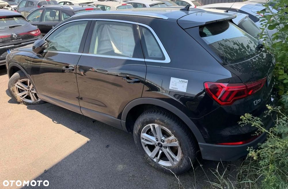 Audi Q3 2023 photo 4
