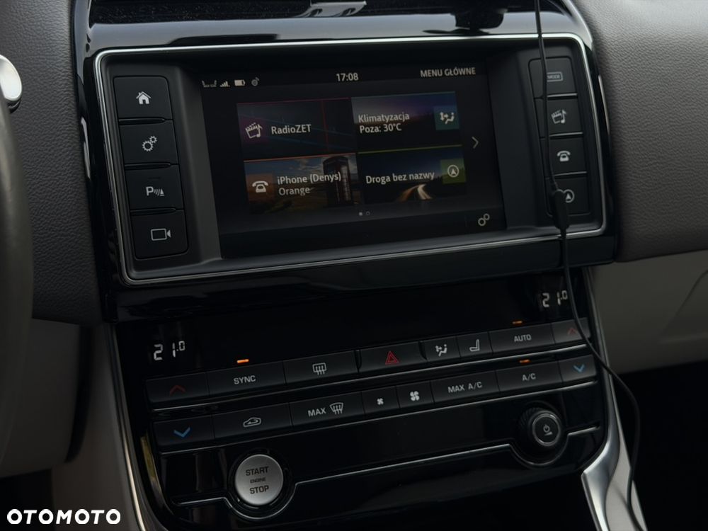 Jaguar XE 20d Pure - 14