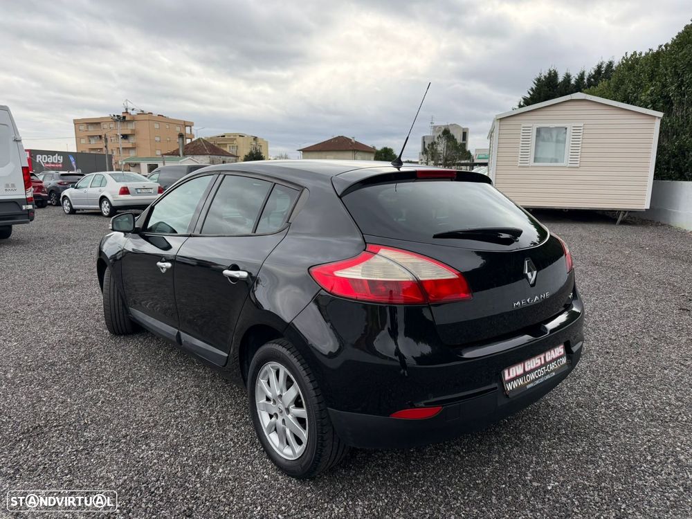 Renault Mégane 1.5 dCi Comfort SS - 4