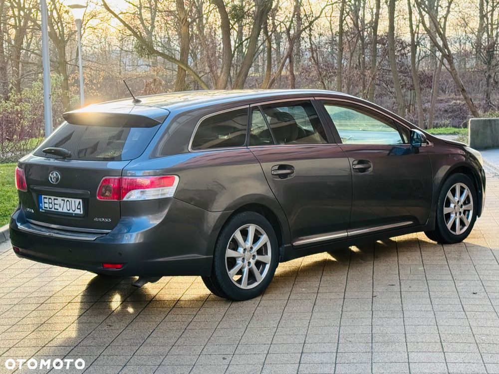 Toyota Avensis 2.0 D-4D Sol plus - 14