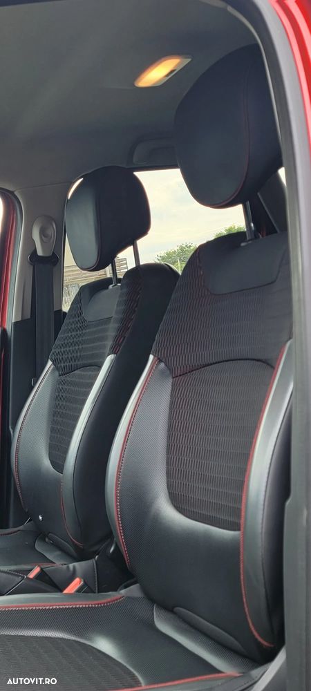Renault Captur ENERGY dCi 90 Start&Stop Helly Hansen - 16