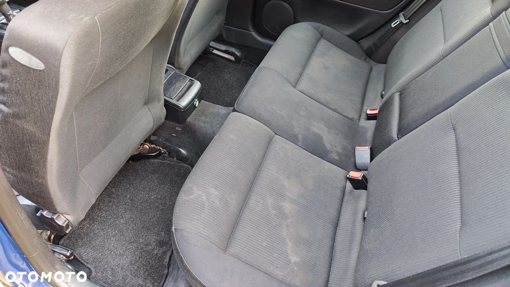Volkswagen Passat 1.9 TDI Basis - 7