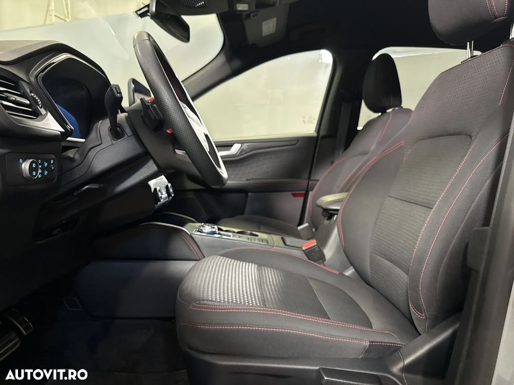 Ford Kuga - 23