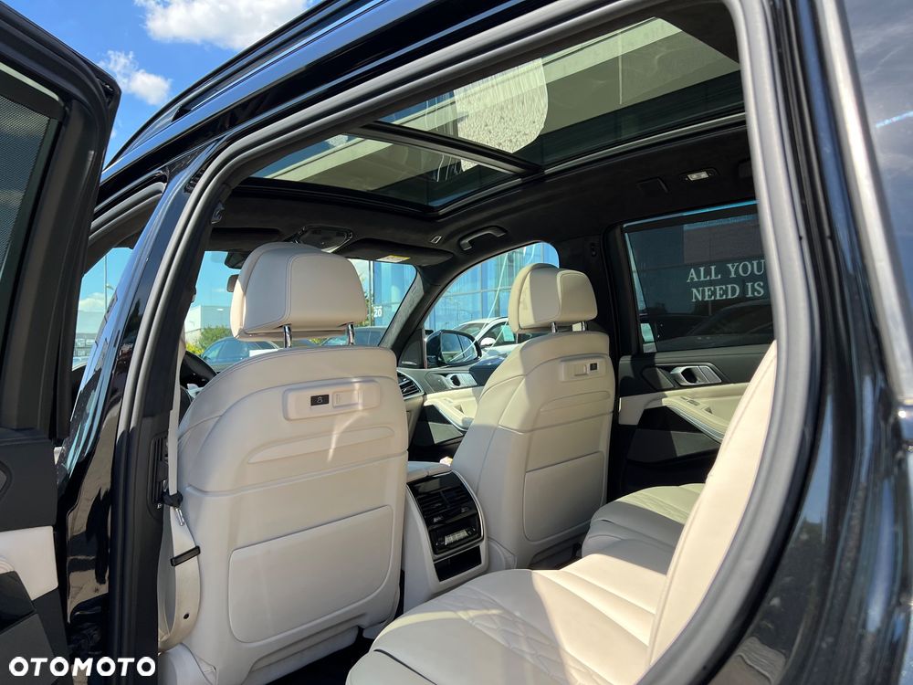 BMW X7 M50d sport - 7