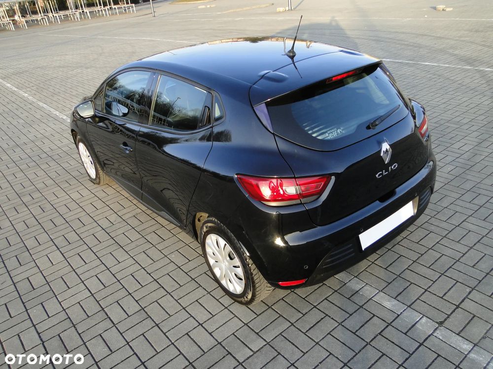 Renault Clio 1.2 16V 75 LIMITED 2018 - 13
