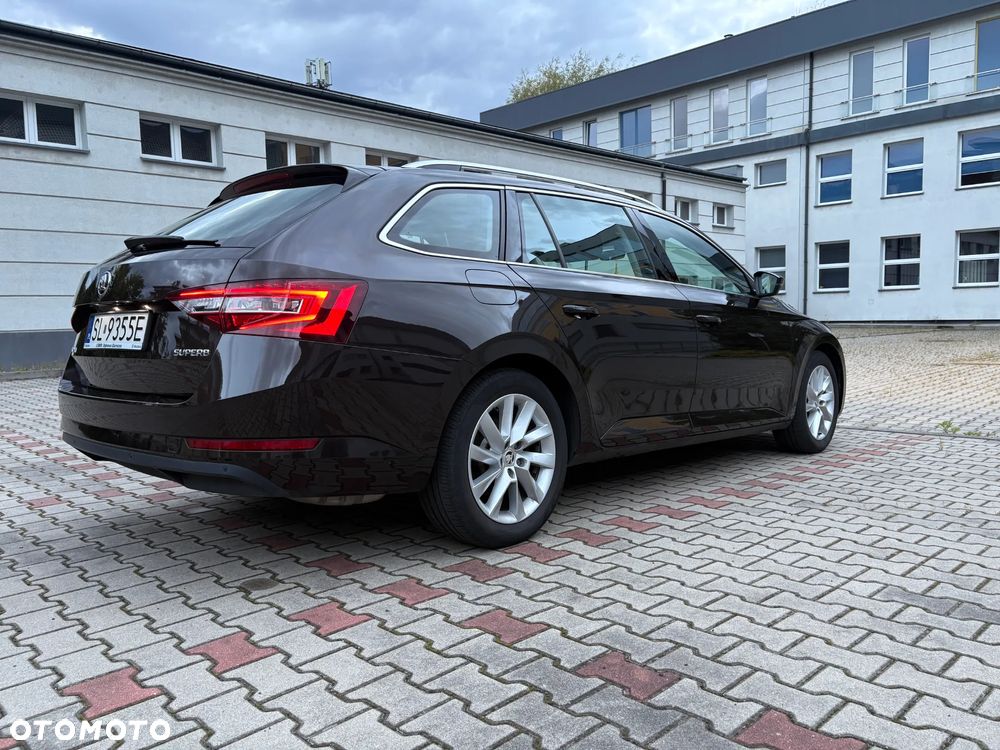 Skoda Superb 1.5 TSI Ambition - 5