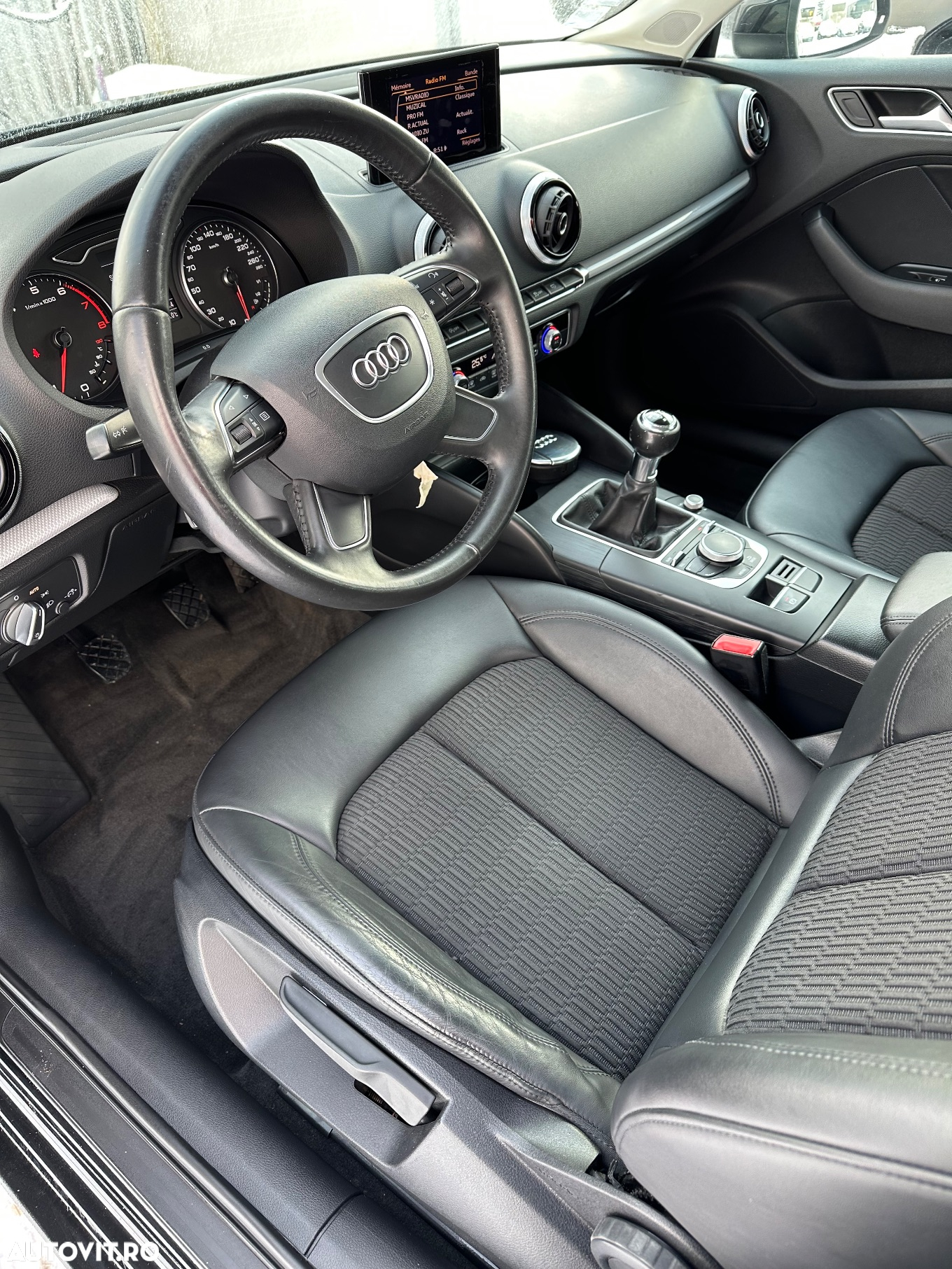Audi A3 1.4 TFSI cylinder on demand Sportback Ambiente - 14