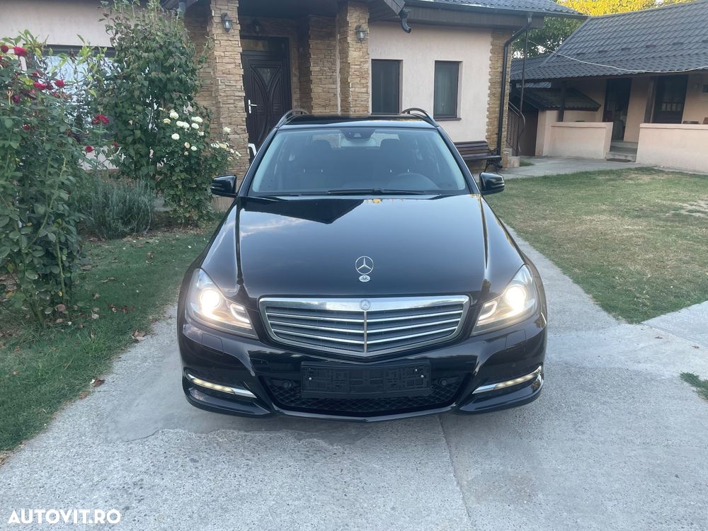 Mercedes-Benz C - 9
