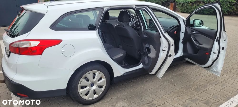 Ford Focus 1.6 TDCi Edition - 6