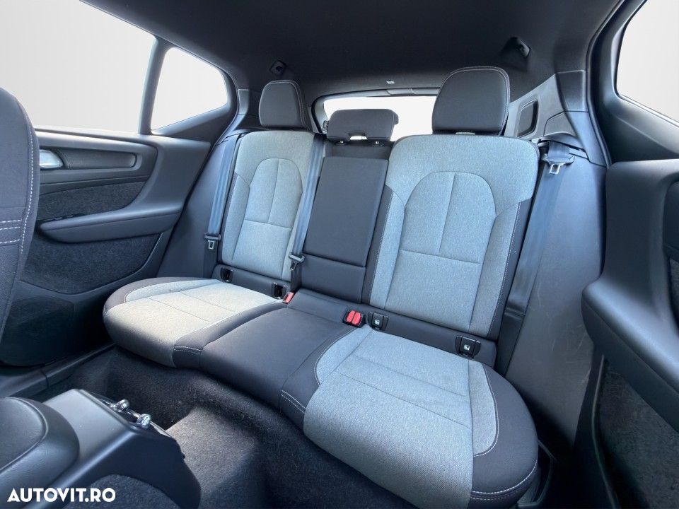 Volvo XC 40 - 21
