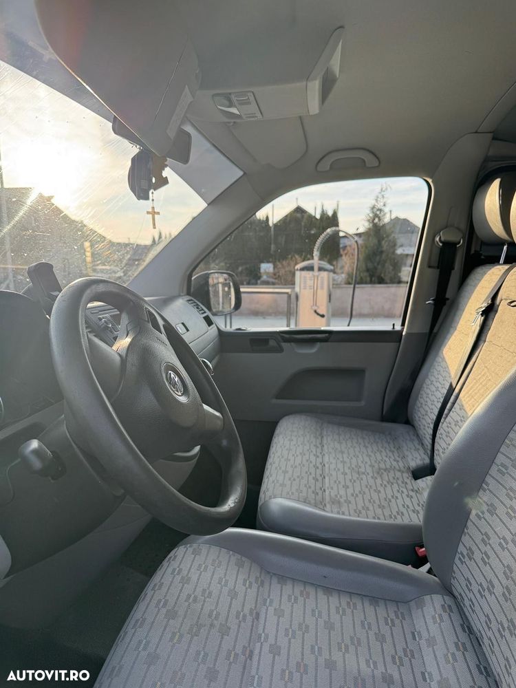 Volkswagen Transporter - 8