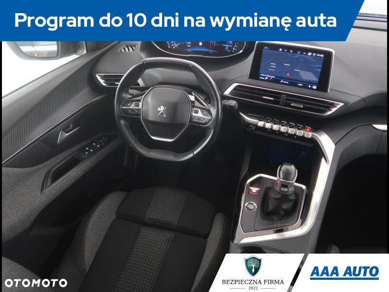 Peugeot 3008 - 8