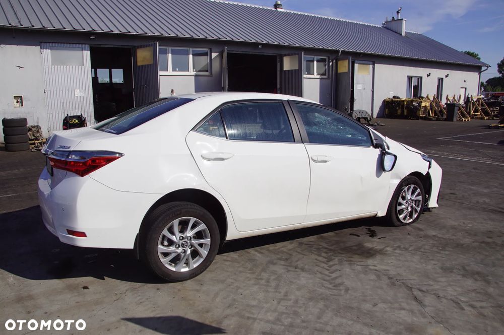Auto na części - Toyota Corolla E16 XI Lift 1.6 Valvematic 132 KM 1ZR-FAE 3040020110 040 2016R Drzwi Szyby Klapa Zderzak Silnik Skrzynia Komputer Licznik Radio Konsola Moduł - 9