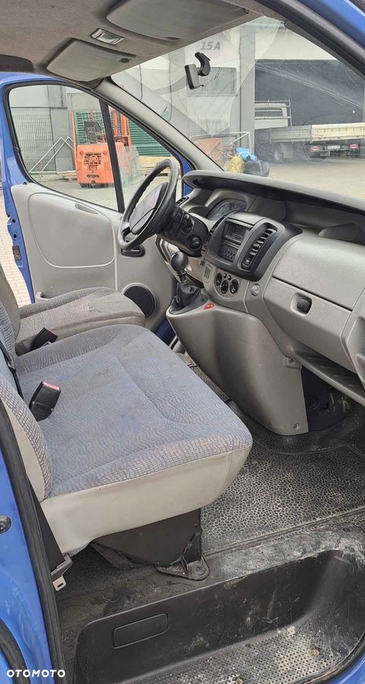 Renault Trafic - 6