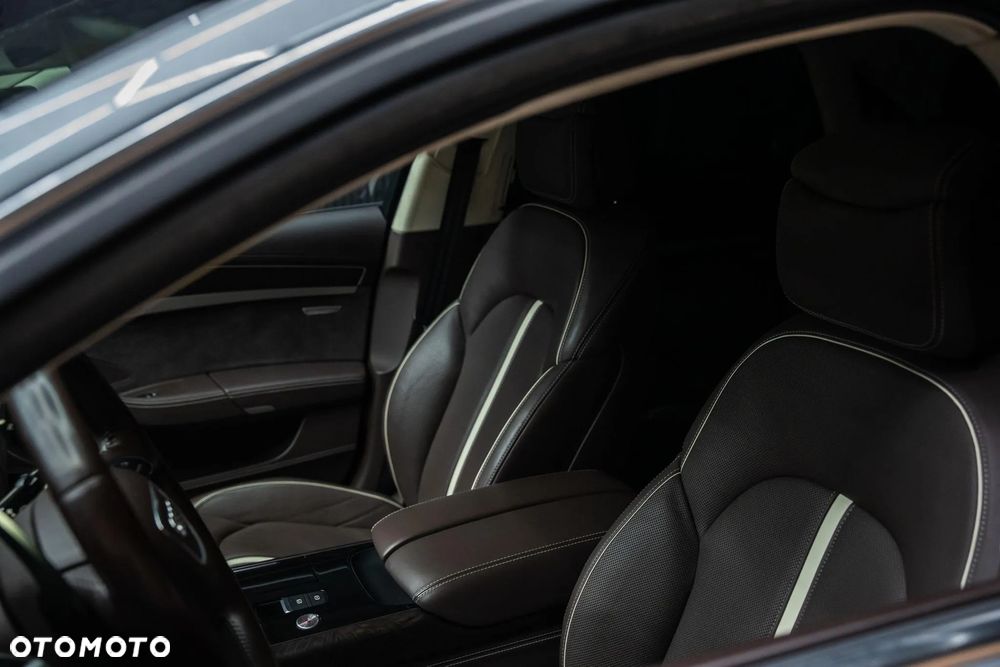Audi A8 4.2 FSI quattro tiptronic - 6