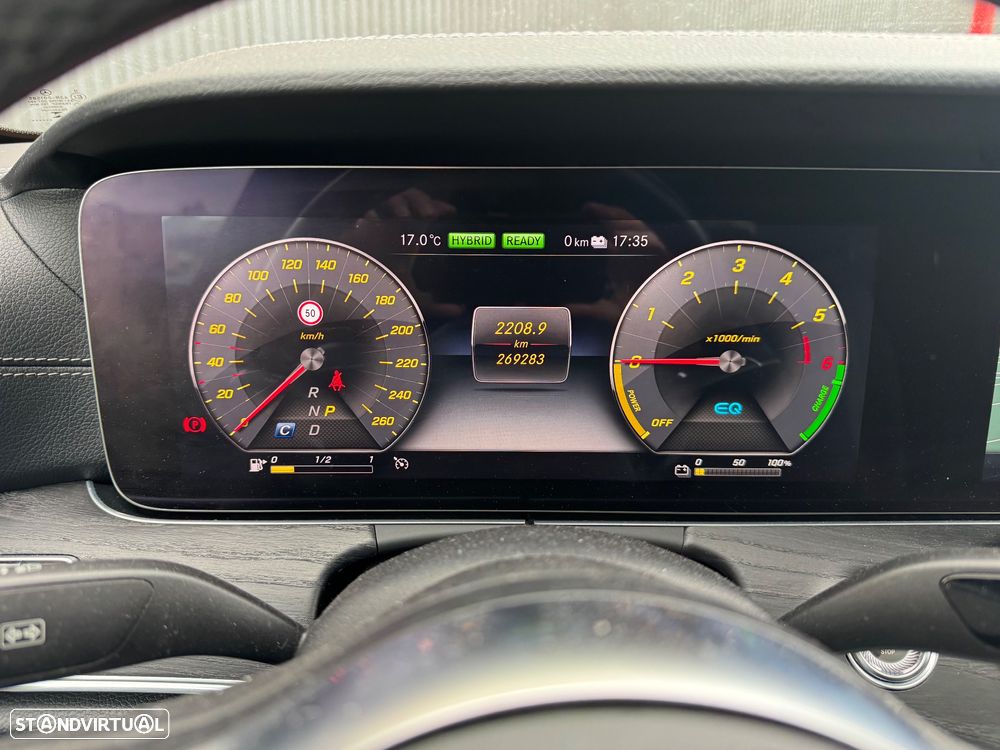 Mercedes-Benz E 300 de AMG Line - 23