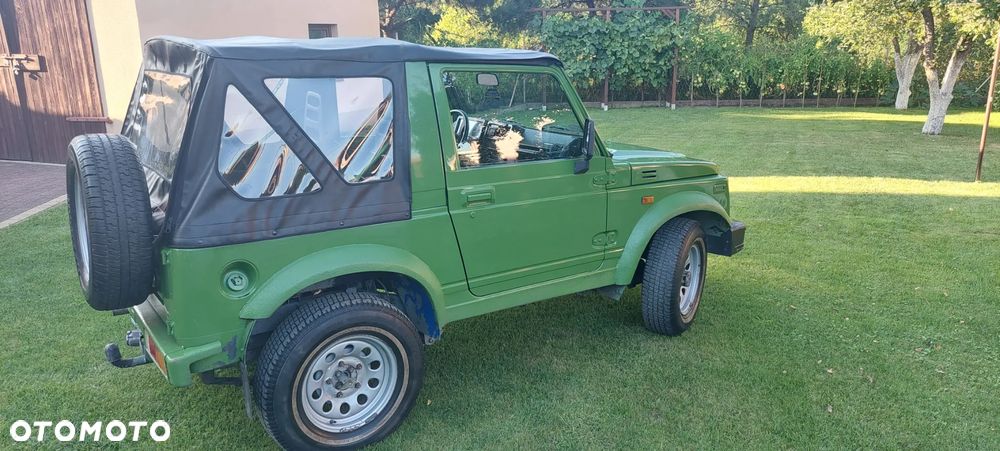Suzuki Samurai - 3