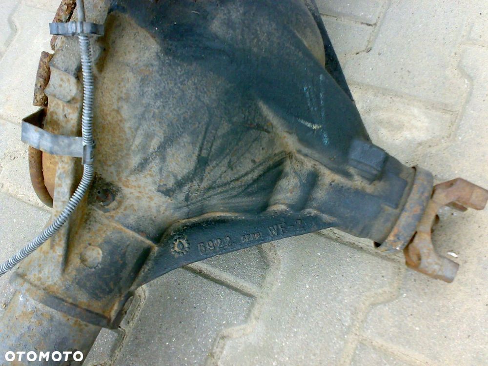 hummer h2 6.0 v8 most dyferencjal tyl tylny belka zawieszenia 2006r. - 3