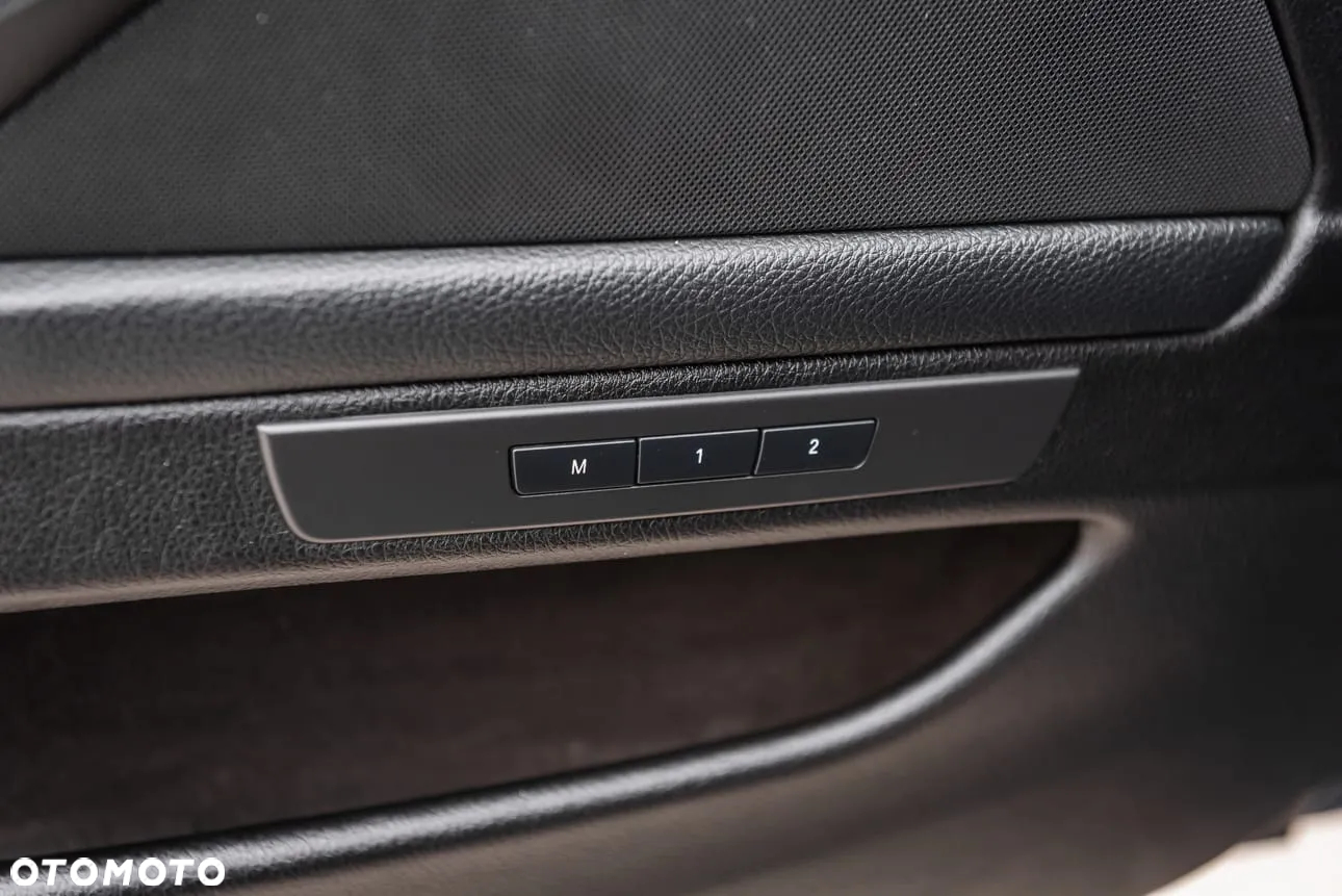 BMW Seria 5 518d - 18