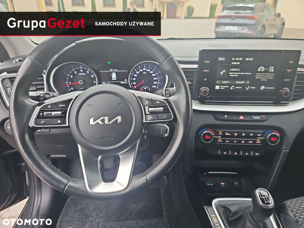 Kia Ceed - 13