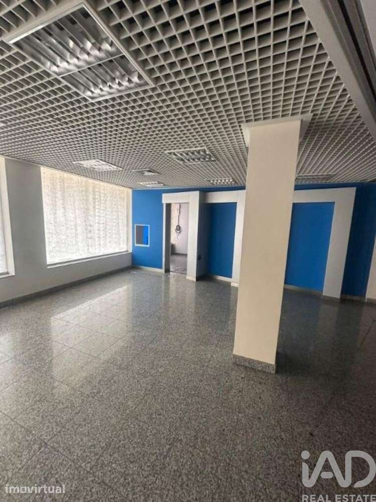 Loja / Estabelecimento Comercial em Miranda do Corvo de 333,00 m2 - Grande imagem: 3/10