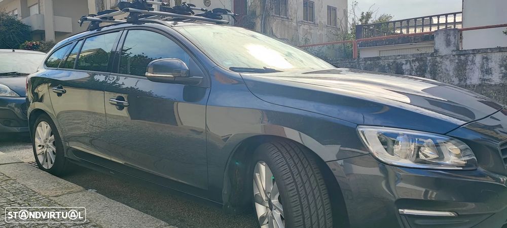 Volvo V60 D2 Kinetic - 14
