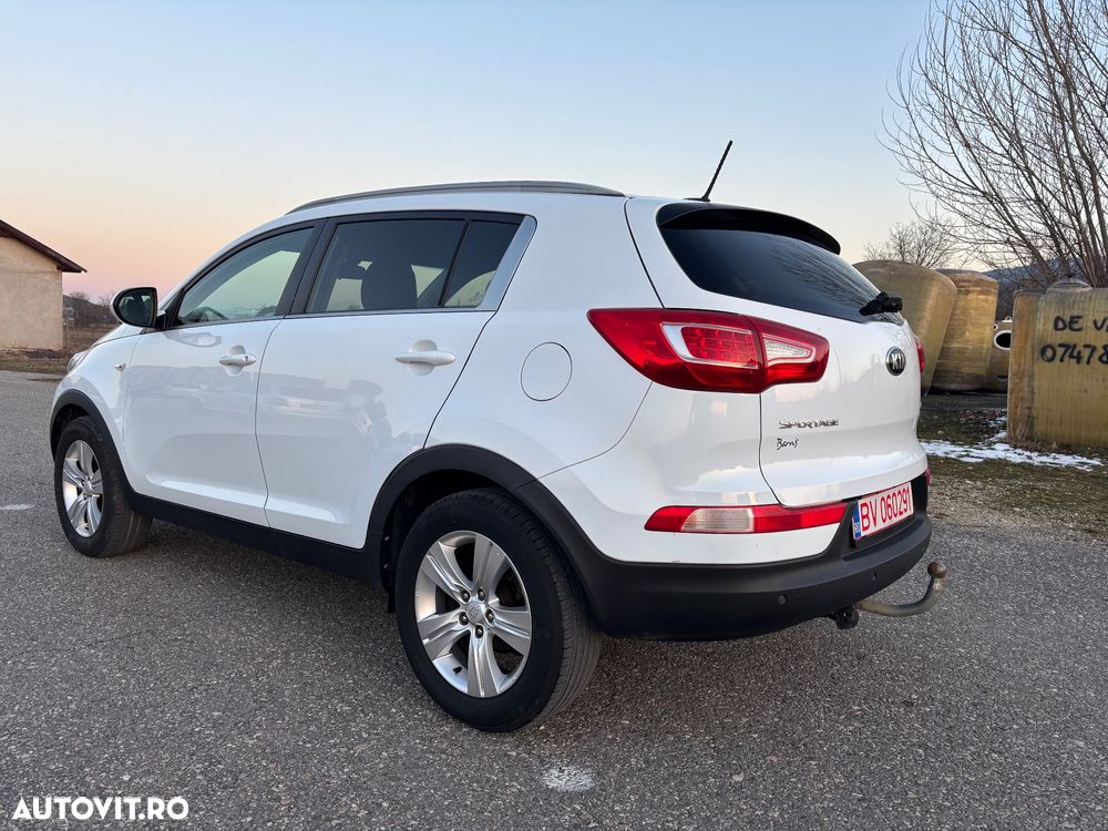 Kia Sportage 1.7 CRDI 2WD Spirit - 2