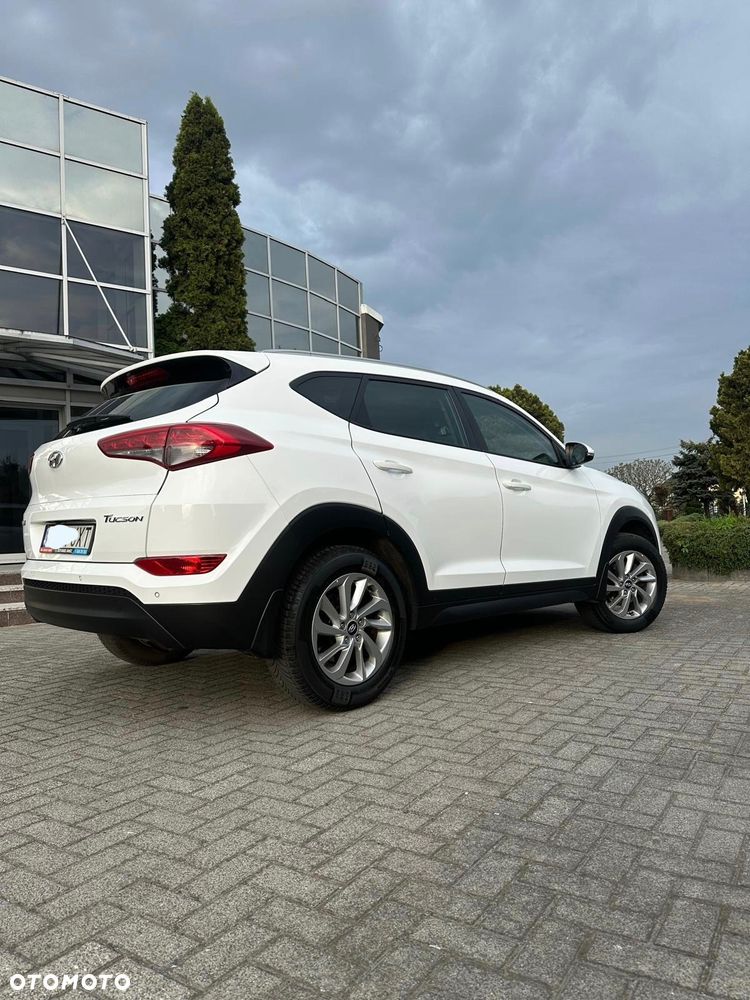Hyundai Tucson 1.6 GDI BlueDrive Comfort 2WD - 10