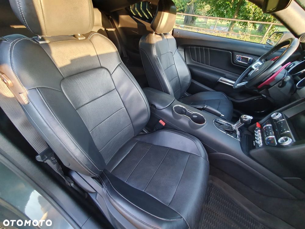 Ford Mustang 2.3 EcoBoost - 23