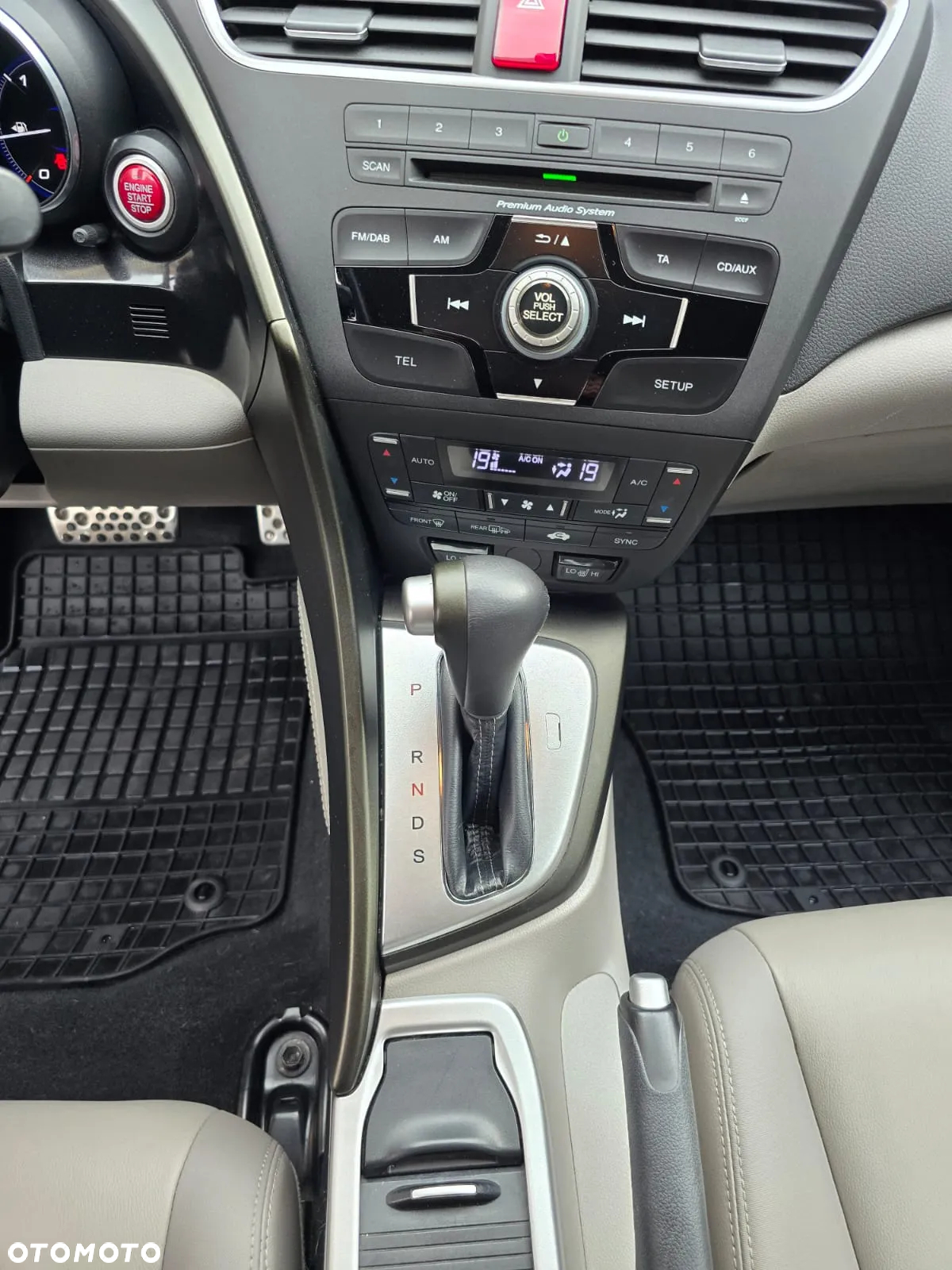 Honda Civic 1.8 Executive - 9