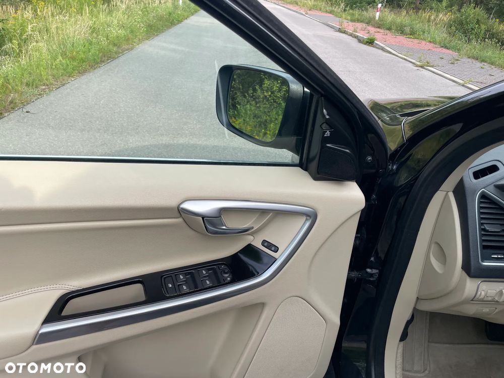 Volvo XC 60 - 17