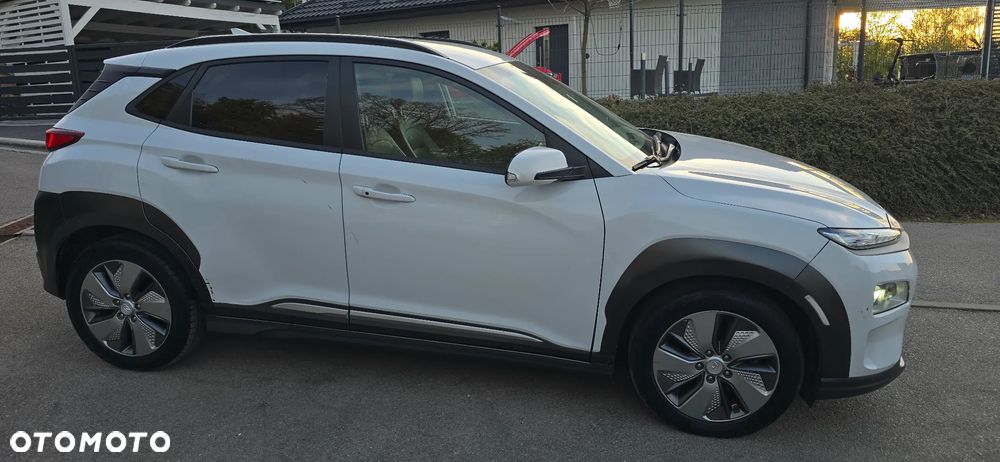 Hyundai Kona Premium - 20