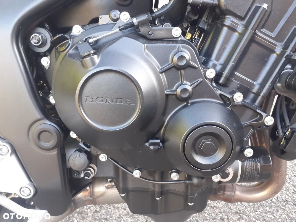 Honda CB - 13