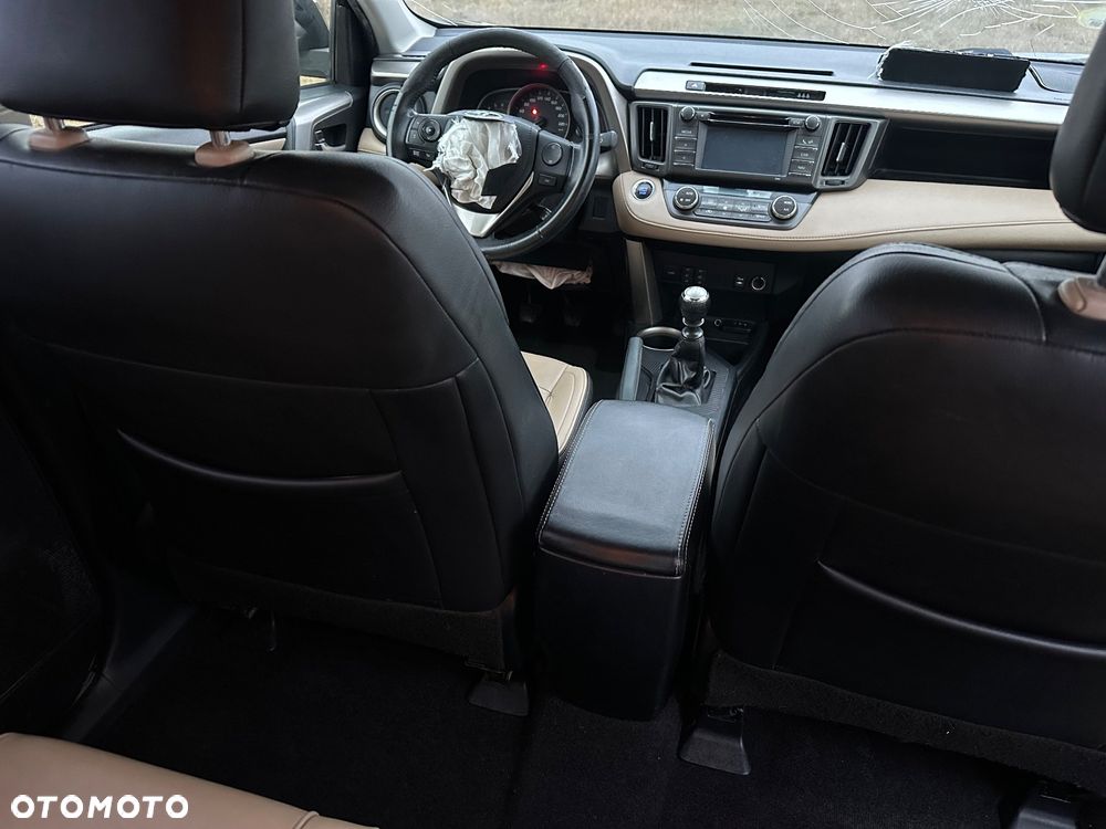 Toyota RAV4 2.2 D-4D 4x4 Edition S - 13