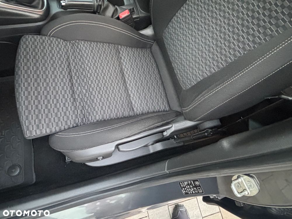 Opel Astra 1.4 Turbo Cosmo - 18