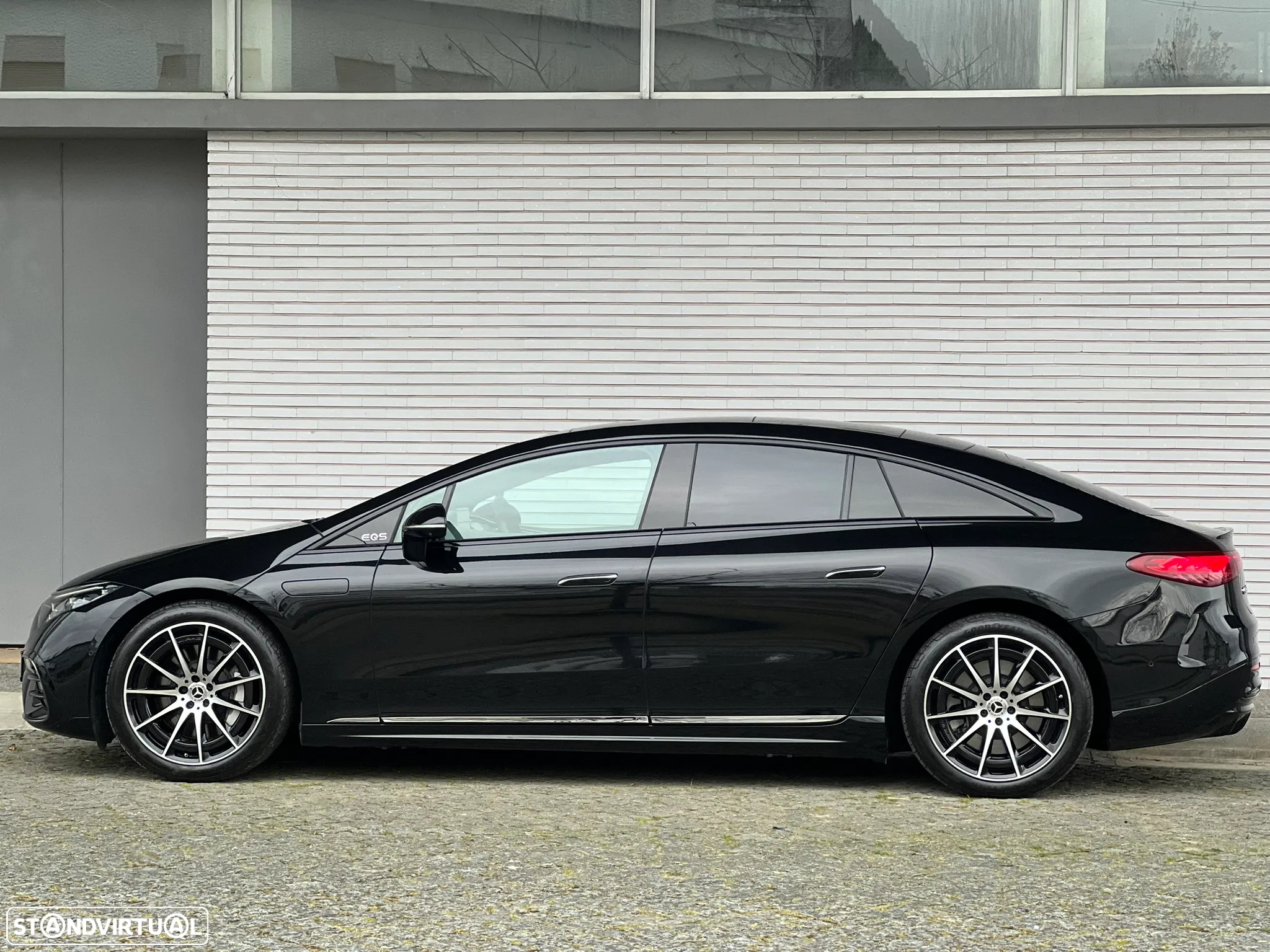 Mercedes-Benz EQS 450+ AMG Line - 11