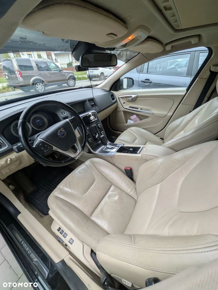Volvo S60 - 3