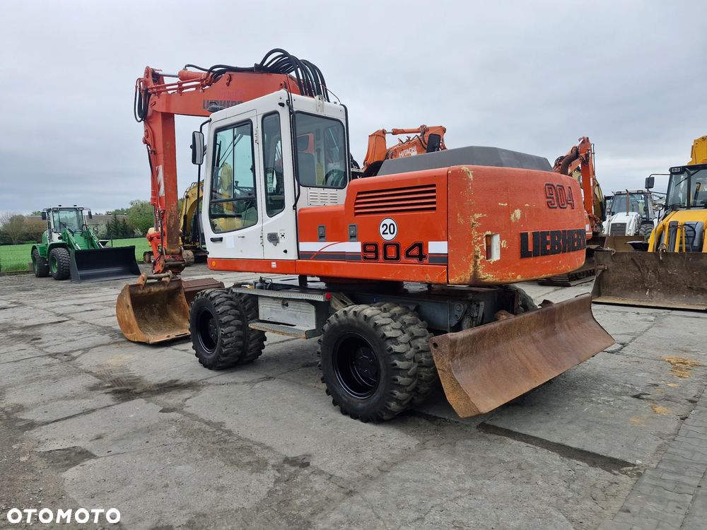 Liebherr 904