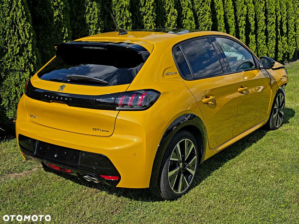 Peugeot 208 PureTech 130 EAT8 GT Pack - 2
