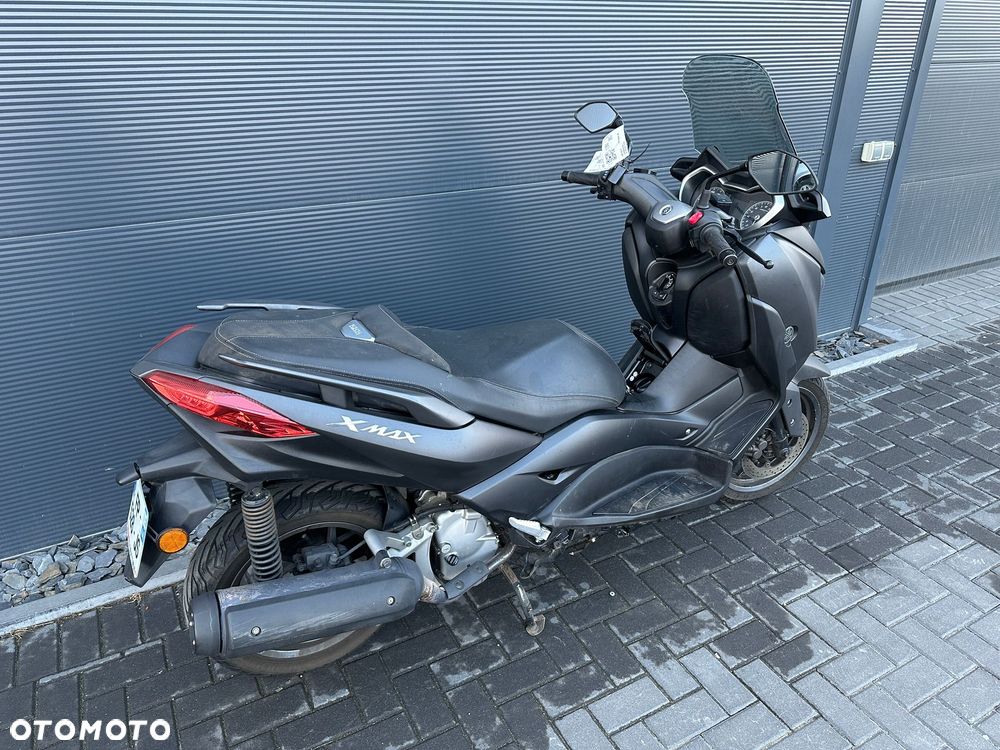 Yamaha X-max - 4