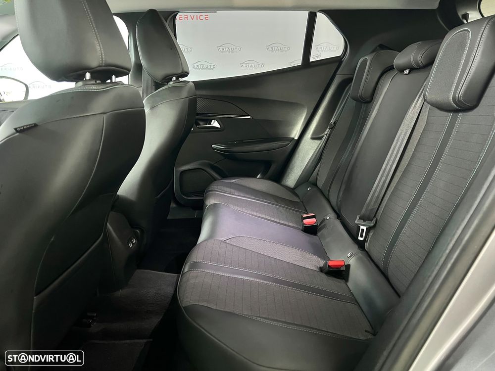 Peugeot 2008 BlueHDi 130 EAT8 Allure - 8