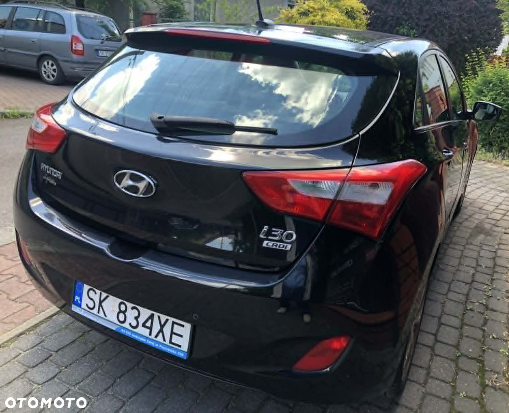 Hyundai i30 1.6 CRDi Premium - 4