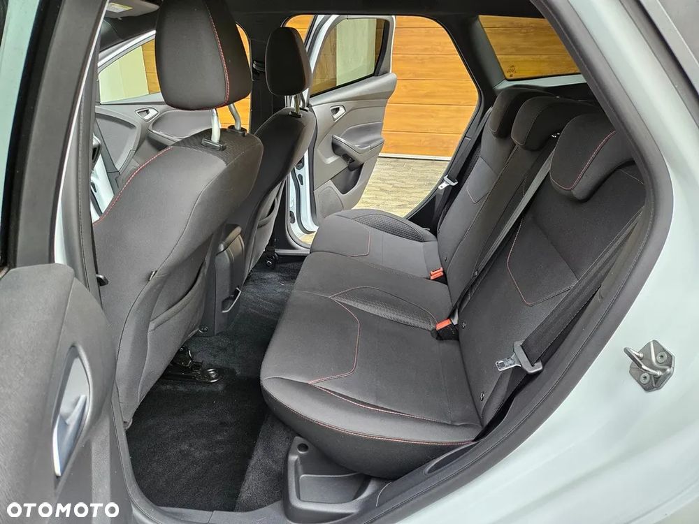 Ford Focus 1.5 EcoBoost STart-Stopp-System ST-Line - 18