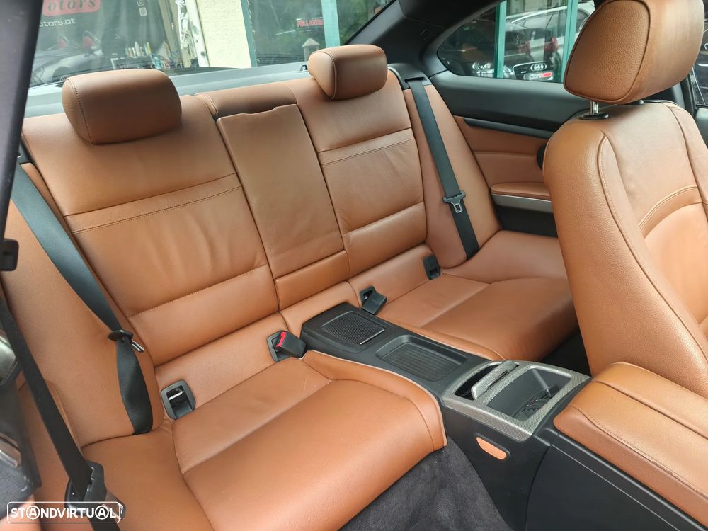 BMW 320 d xDrive Coupe Aut. M Sport Edition - 23