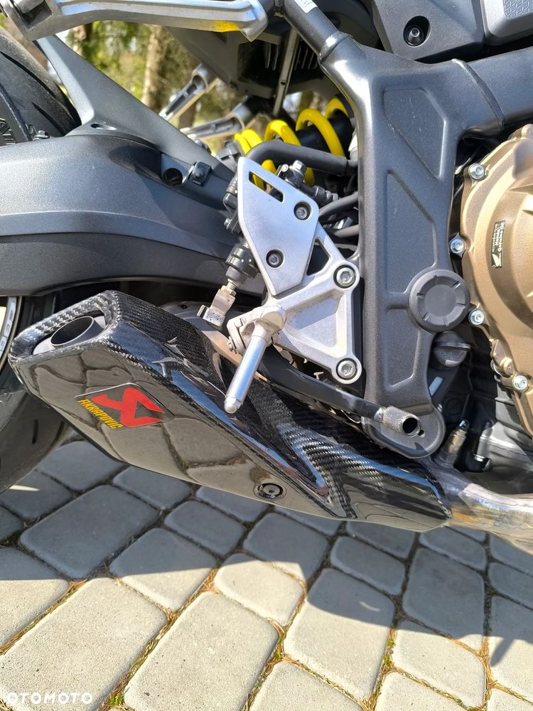 Honda CB - 11