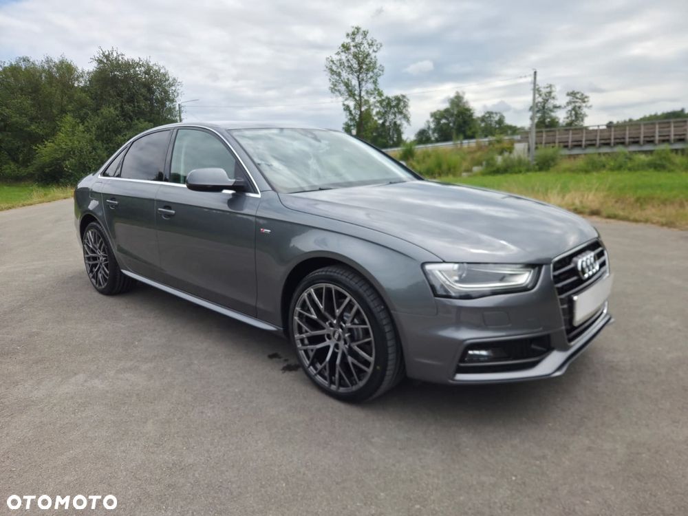 Audi A4 Limousine - 3