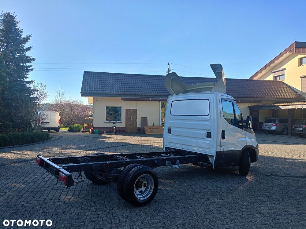 Iveco DAILY 35C14V  HI-MATIC - 4