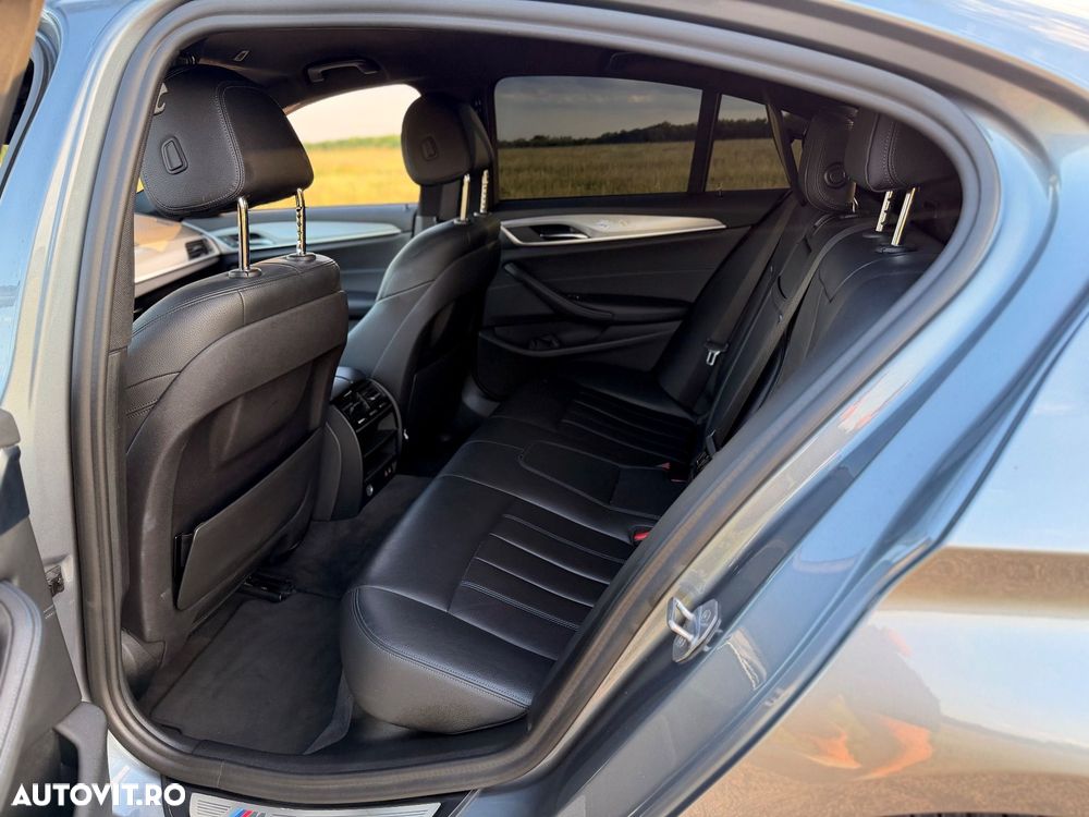 BMW Seria 5 530d xDrive AT - 11