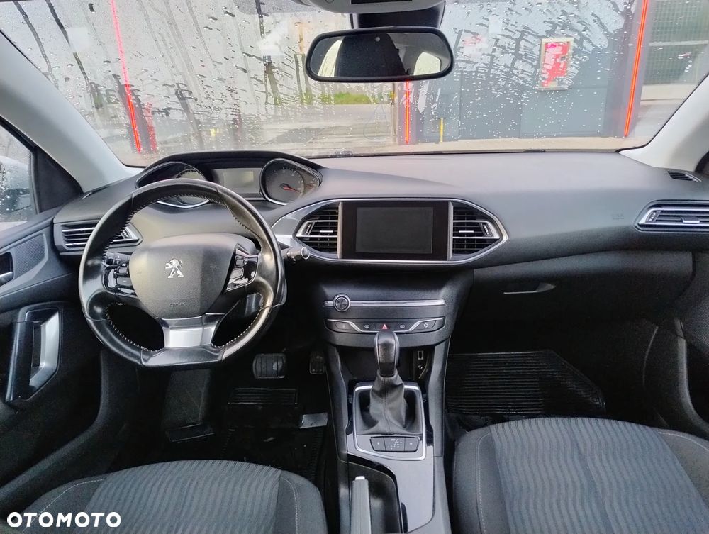 Peugeot 308 BlueHDi 120 EAT6 Stop & Start Active - 13